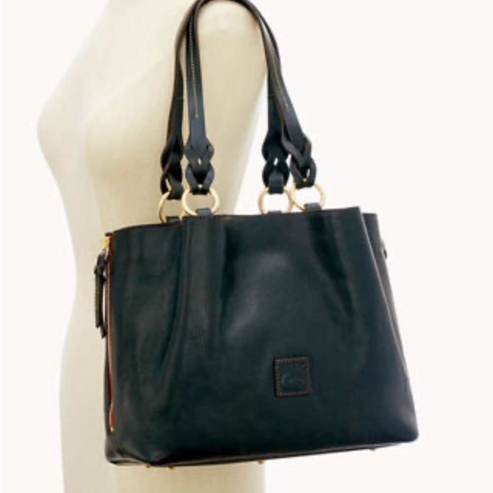 Dooney & Bourke Florentine Large Zip Barlow EUC